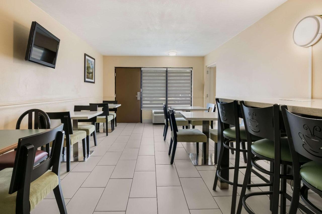 Quality Inn & Suites Mt Chalet Clayton Eksteriør billede